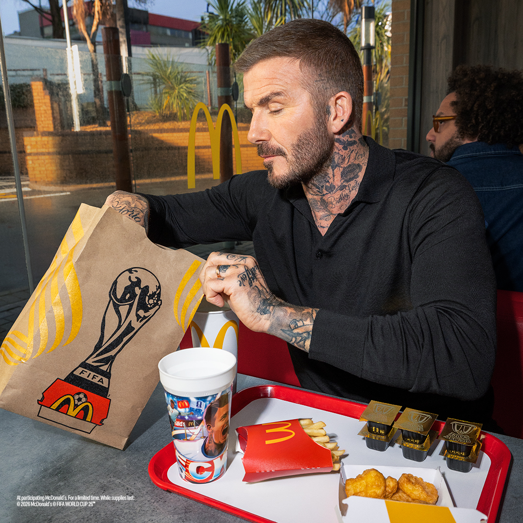 MCGA137X26I_2025_BR_GBL_FIFA_GENZ_Social_IG_FB_X_LaunchCarousel_GLOBAL_1080Wx1080H_F2